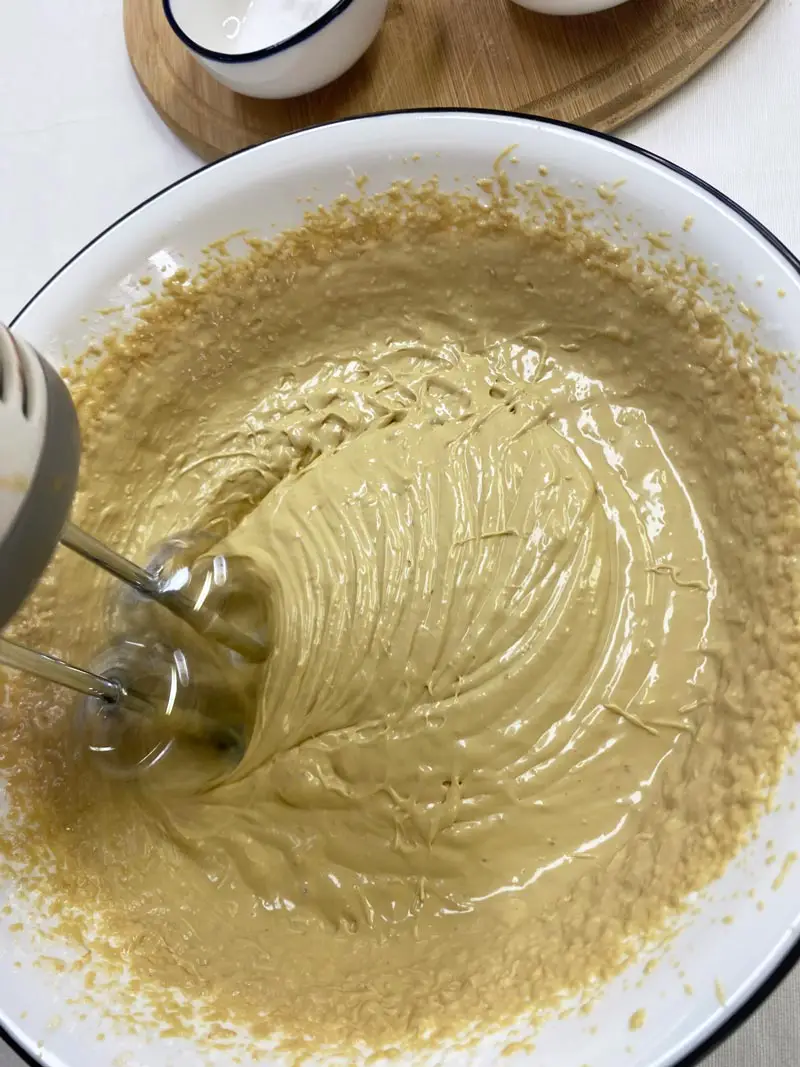 HOW TO MAKE PISTACHIO MOUSSE 3