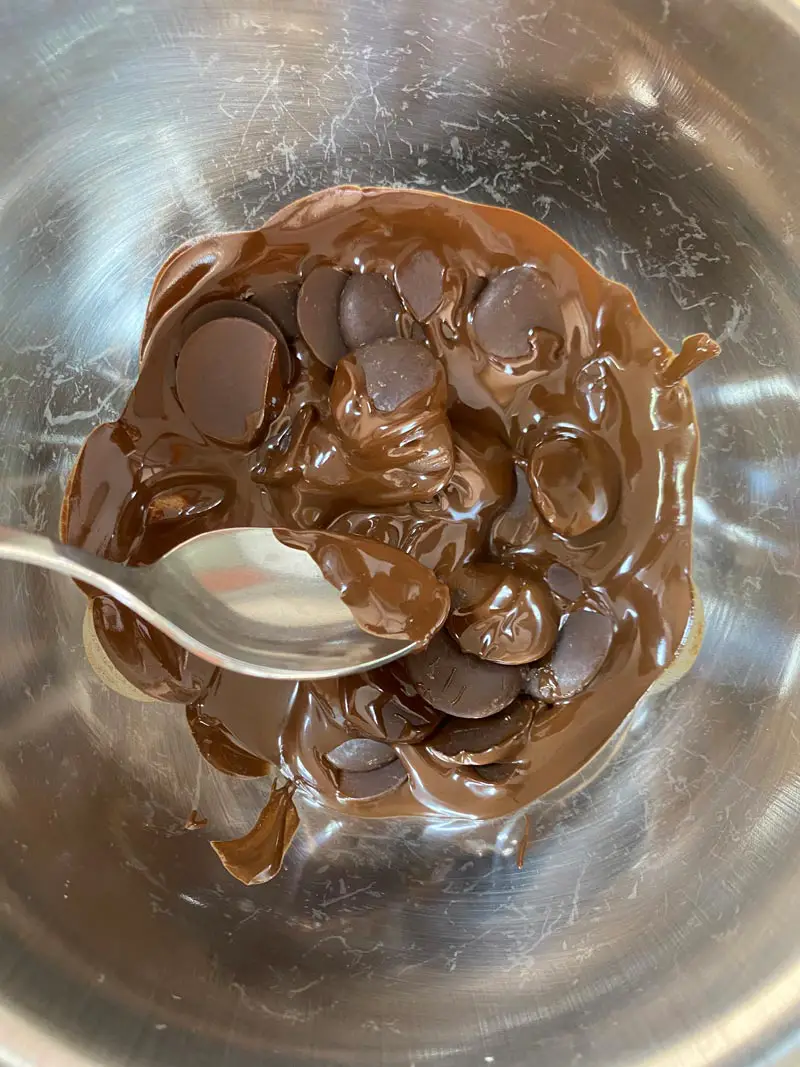 how-to-make-chocolate-b bowls-DIY 2