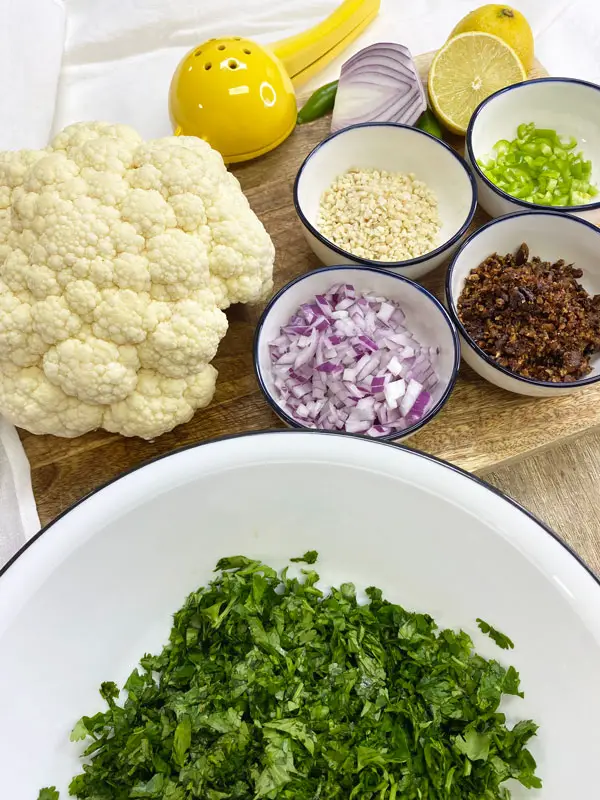 Raw-Cauliflower-Salad-Recipe
