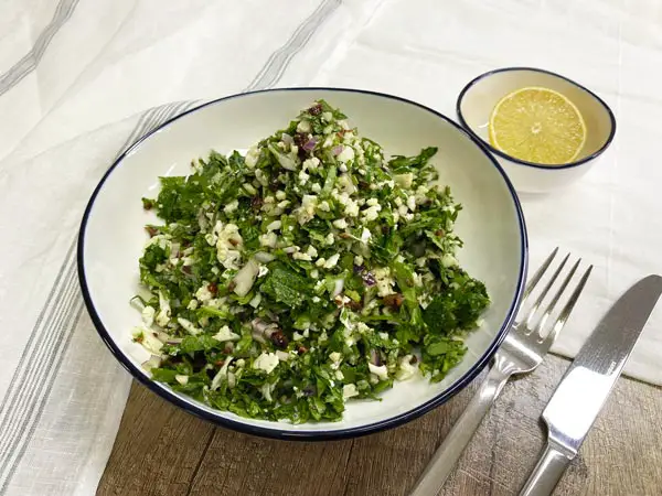 Raw-Cauliflower-Salad-Recipe