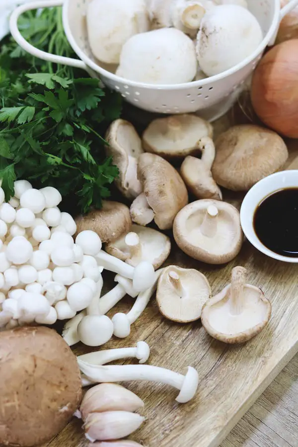 mushroom-chicken-chestnut-stew-ingredients