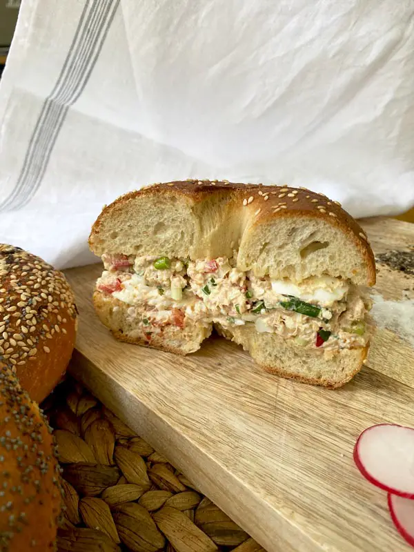 tuna-salad-sandwich