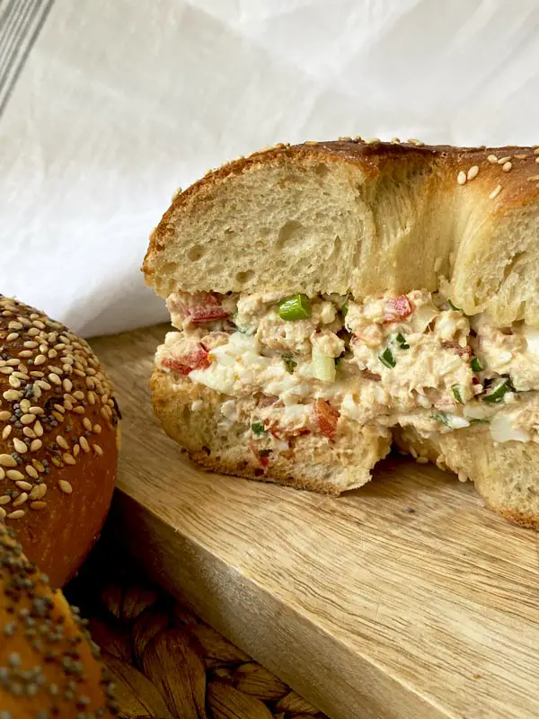 tuna-salad-sandwich